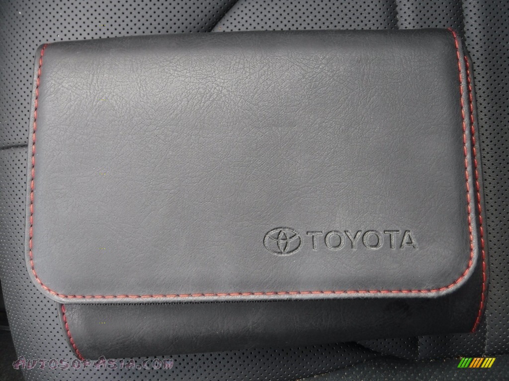 2021 Avalon TRD - Wind Chill Pearl / Black/Red photo #33