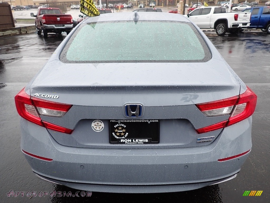 2022 Accord Touring Hybrid - Sonic Gray Pearl / Black photo #4