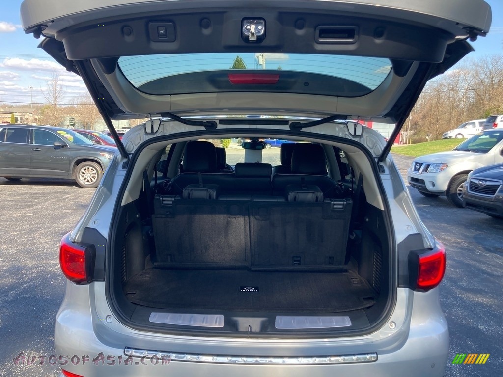 2019 QX60 Luxe AWD - Liquid Platinum / Graphite photo #10