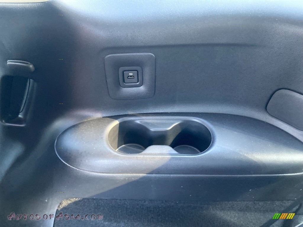 2019 QX60 Luxe AWD - Liquid Platinum / Graphite photo #59