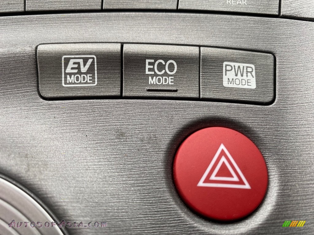 2015 Prius Five Hybrid - Barcelona Red Metallic / Misty Gray photo #15