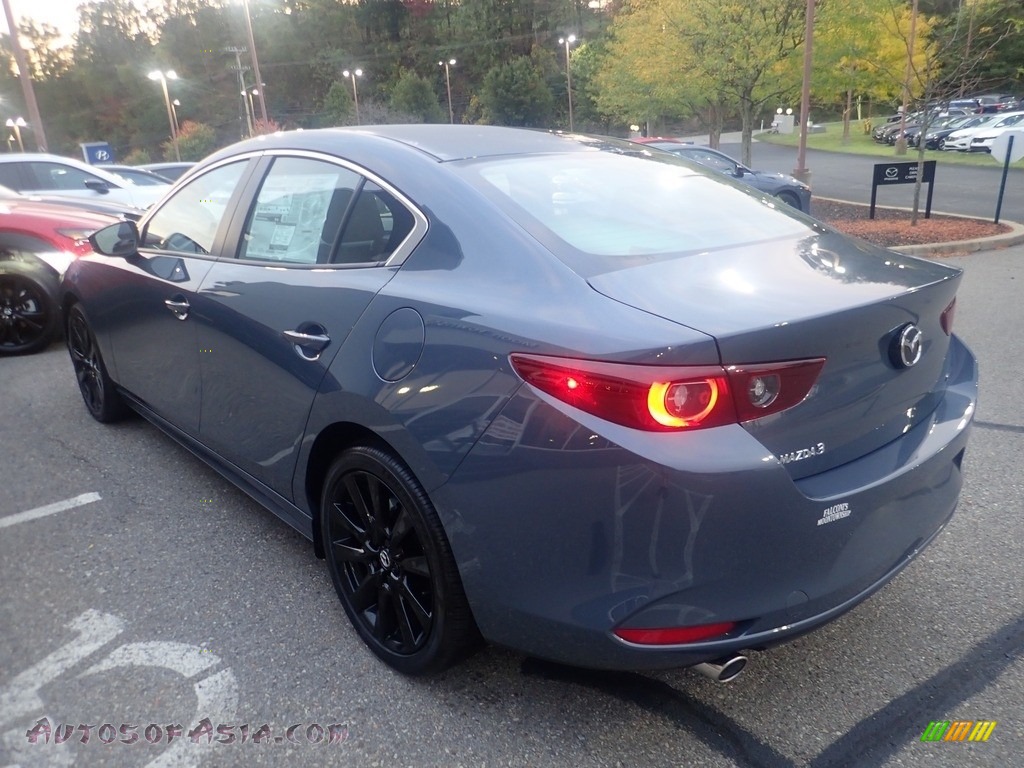 2023 Mazda3 2.5 S Carbon Edition Sedan - Polymetal Gray Metallic / Red photo #4
