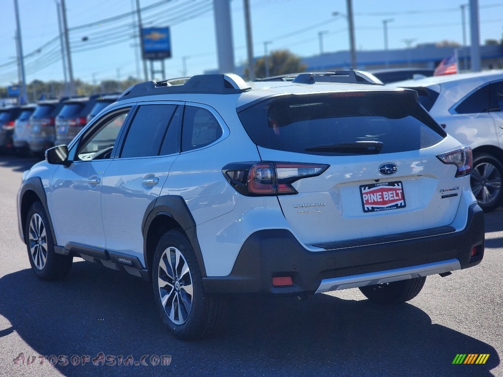 2024 Outback Touring XT - Crystal White Pearl / Slate Black photo #4