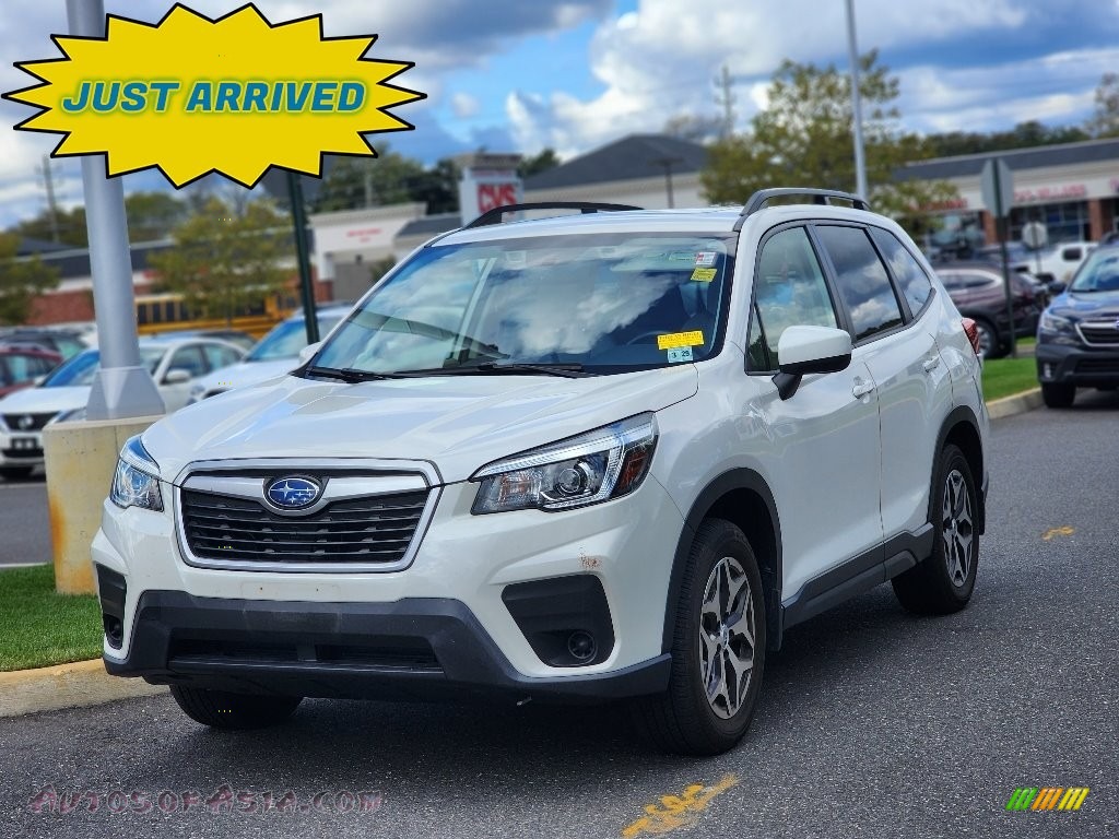 2020 Forester 2.5i Premium - Crystal White Pearl / Gray photo #1