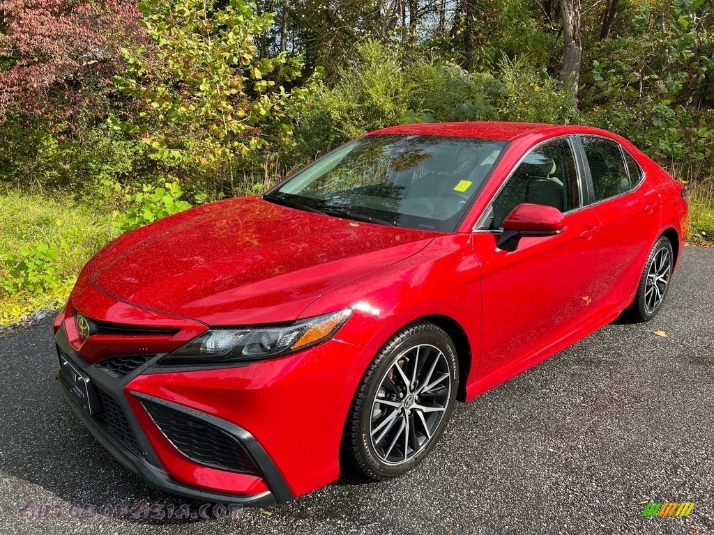 2021 Camry SE Nightshade - Supersonic Red / Ash photo #3