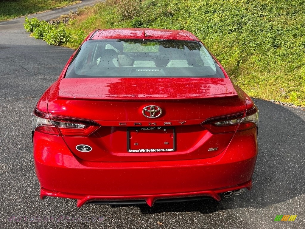 2021 Camry SE Nightshade - Supersonic Red / Ash photo #8