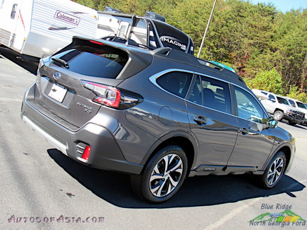 2021 Outback Limited XT - Magnetite Gray Metallic / Gray photo #28