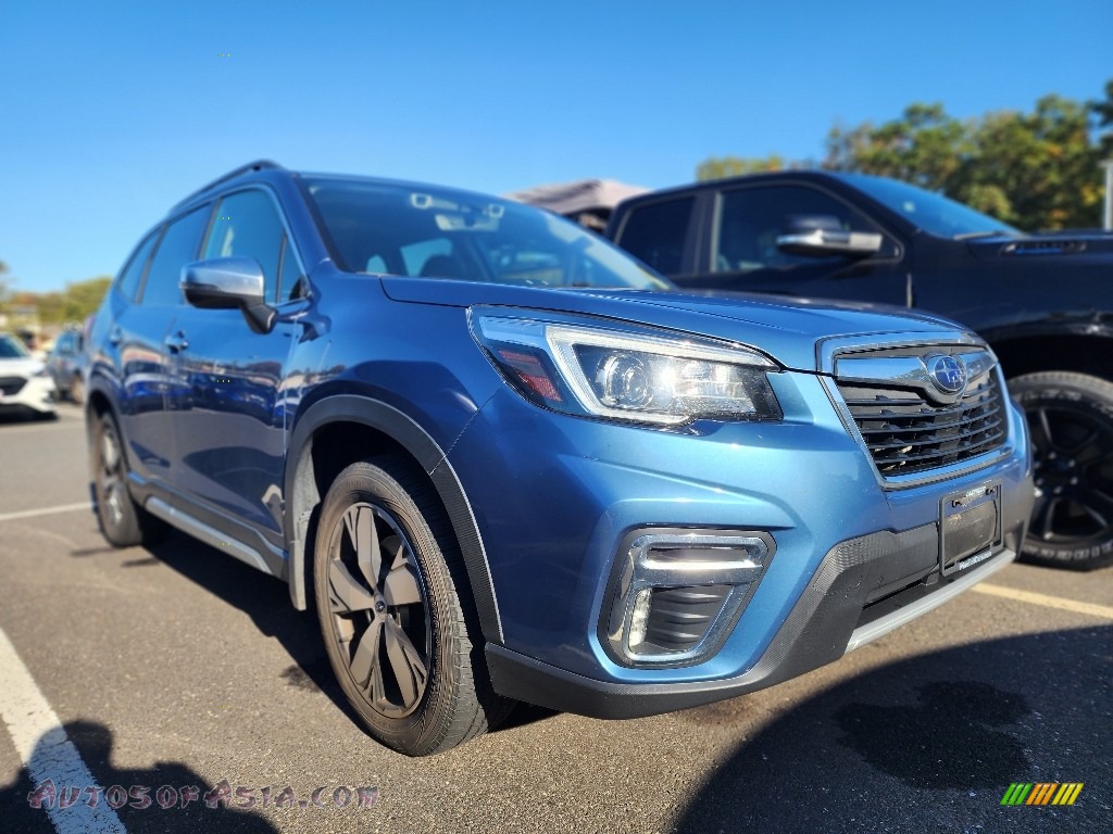 2019 Forester 2.5i Touring - Horizon Blue Pearl / Saddle Brown photo #2