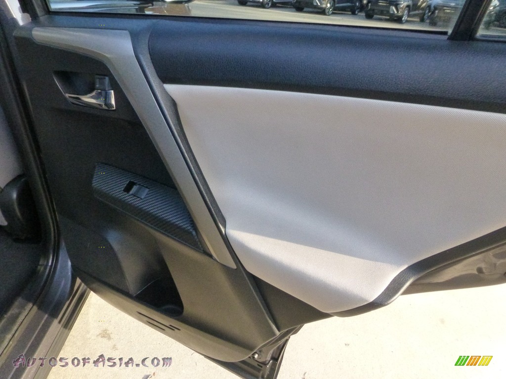 2014 RAV4 XLE AWD - Magnetic Gray Metallic / Ash photo #16