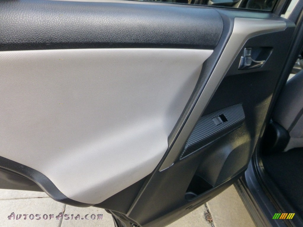 2014 RAV4 XLE AWD - Magnetic Gray Metallic / Ash photo #20