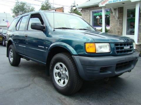 Spruce green Mica Pearl Metallic 1998 Isuzu Rodeo S 4WD Spruce green Mica Pearl Metallic 1998 Isuzu Rodeo S 4WD