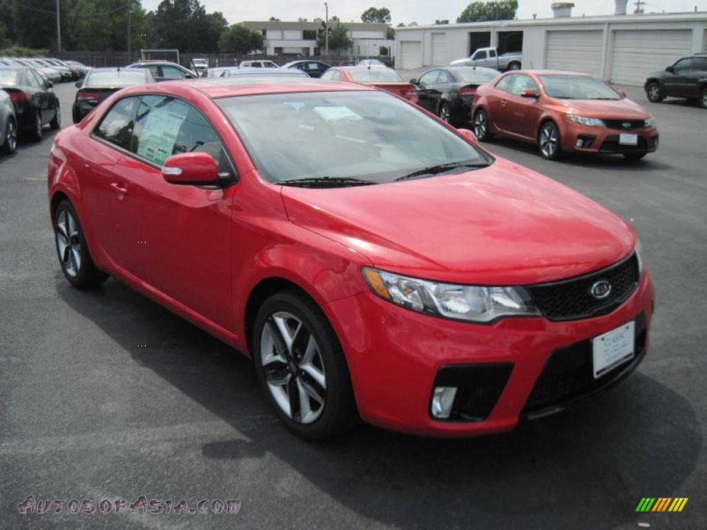 2010 Forte Koup SX - Racing Red / Black Sport photo #2
