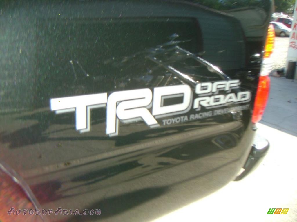 2004 Tacoma PreRunner TRD Double Cab - Black Sand Pearl / Charcoal photo #9