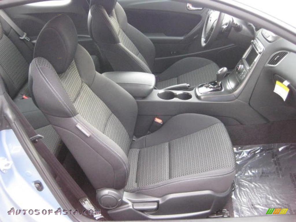 2011 Genesis Coupe 2.0T Premium - Acqua Minerale Blue / Black Cloth photo #17