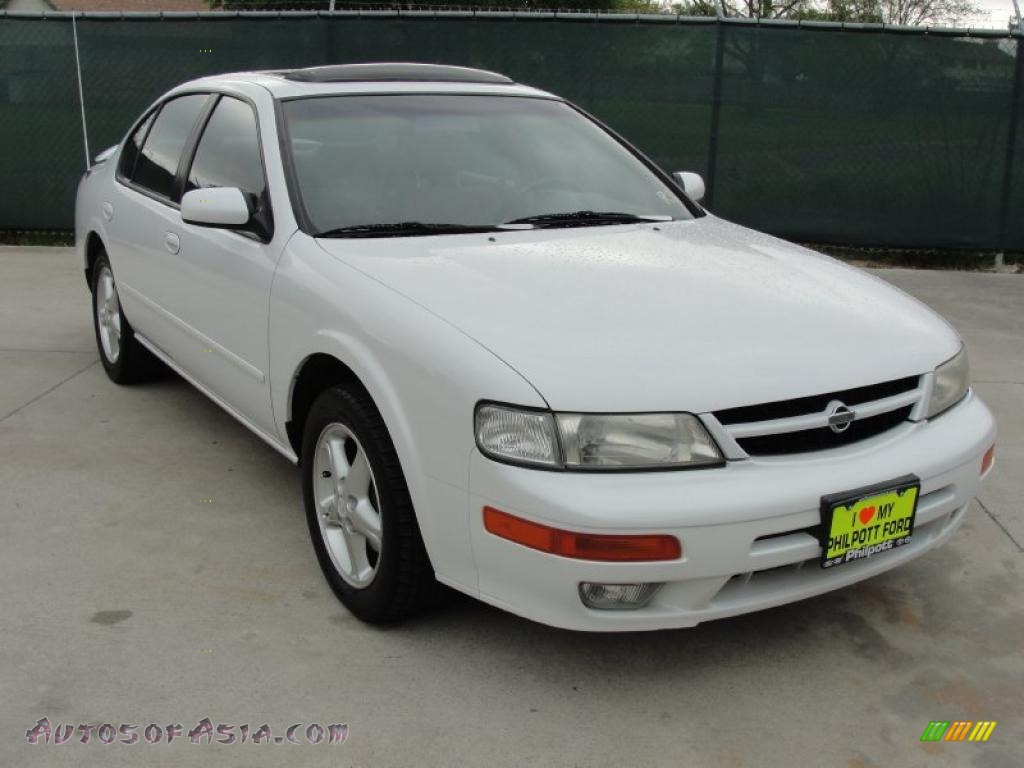1998 Nissan Maxima GLE in Arctic White Pearl Metallic ...