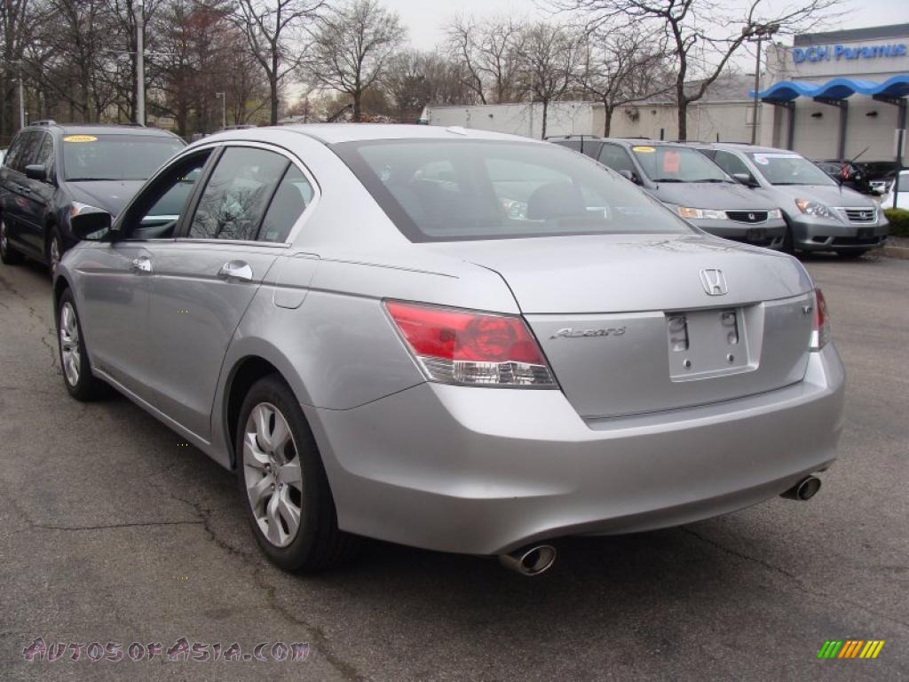 2009 Honda Accord EXL V6 Sedan in Alabaster Silver Metallic photo 9
