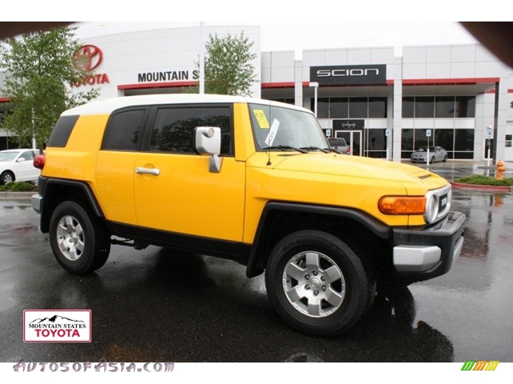 yellow toyota fj cruiser for sale #2