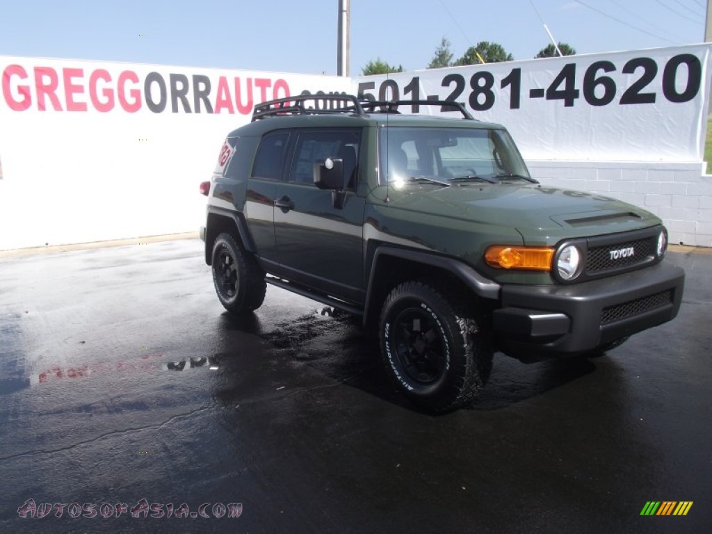 2011 toyota fj cruiser trail team army green special edition #5