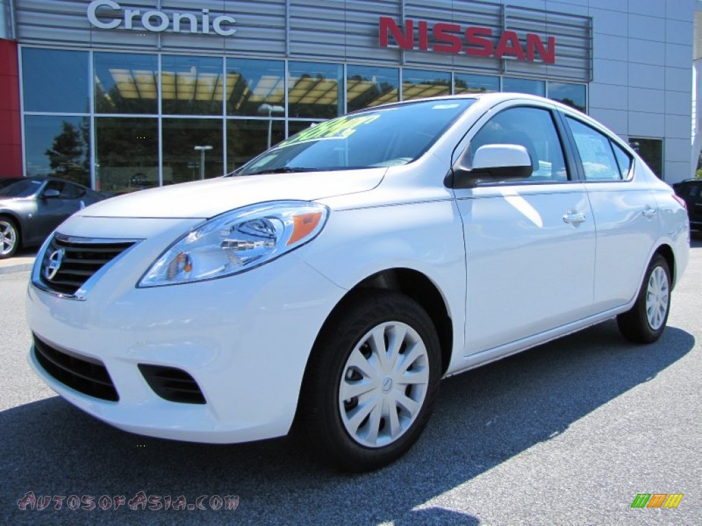 Nissan versa sedan sv #10