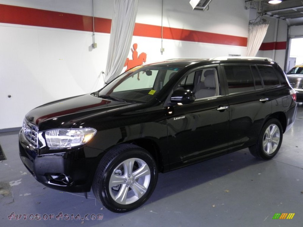 black toyota highlander 2010 #2