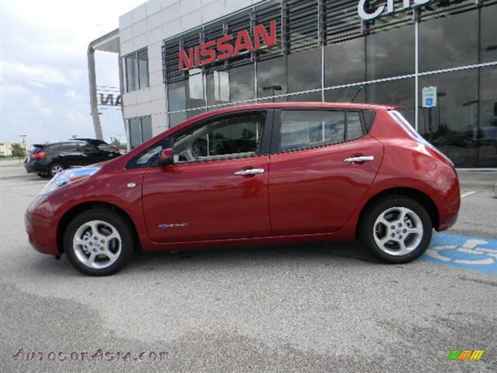 Cayenne red nissan leaf #7