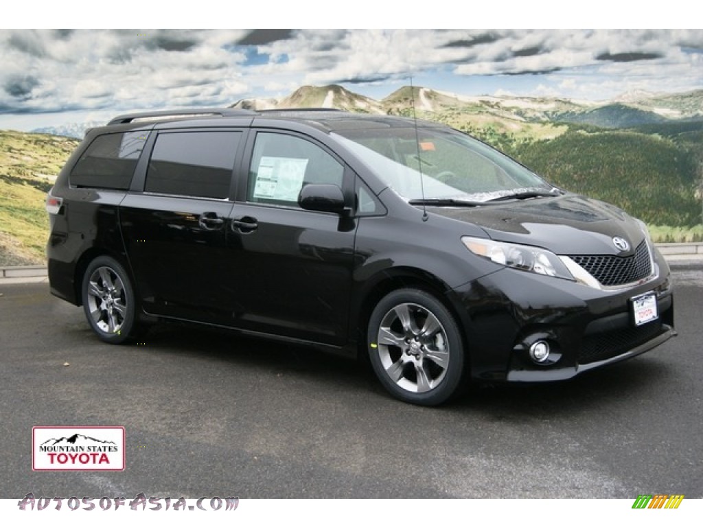 Toyota Sienna 2015 Black