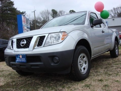 Radiant Silver 2009 Nissan Frontier XE King Cab