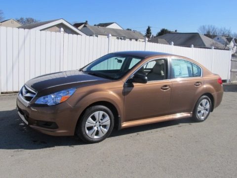 Caramel Bronze Pearl 2011 Subaru Legacy 2.5i