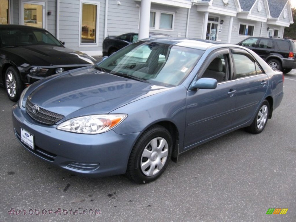 2002 toyota camry le blue book value