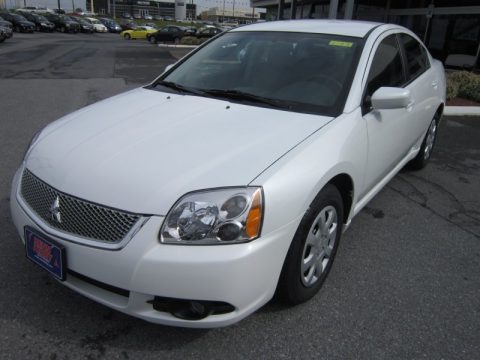 White Pearl 2012 Mitsubishi Galant ES White Pearl 2012 Mitsubishi Galant ES
