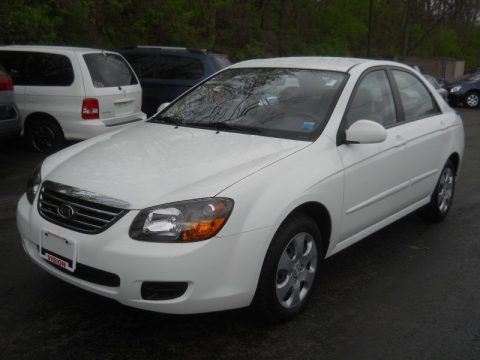 Clear White 2009 Kia Spectra EX Sedan