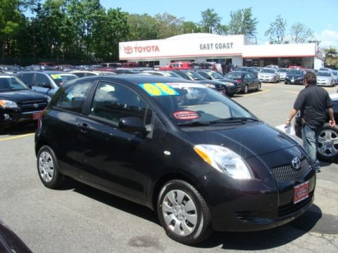 Black Sand Pearl 2008 Toyota Yaris 3 Door Liftback