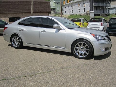 Platinum Metallic 2011 Hyundai Equus Signature Platinum Metallic 2011 Hyundai Equus Signature