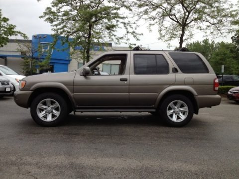 Sahara Beige Metallic 2002 Nissan Pathfinder LE 4x4 Sahara Beige Metallic 2002 Nissan Pathfinder LE 4x4