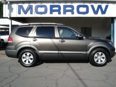 Metal Bronze 2009 Kia Borrego LX V6 4x4