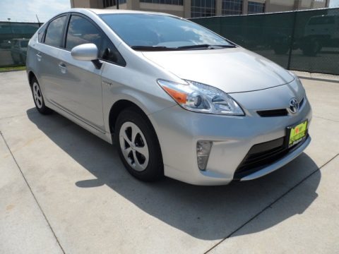 Classic Silver Metallic 2012 Toyota Prius 3rd Gen Three Hybrid Classic Silver Metallic 2012 Toyota Prius 3rd Gen Three Hybrid