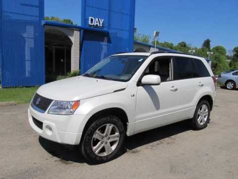 White Water Pearl 2008 Suzuki Grand Vitara Luxury 4x4 White Water Pearl 2008 Suzuki Grand Vitara Luxury 4x4