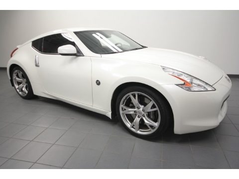 Pearl White 2011 Nissan 370Z Sport Coupe