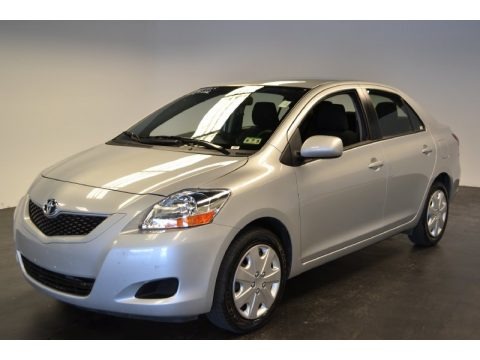 Silver Streak Mica 2011 Toyota Yaris Sedan