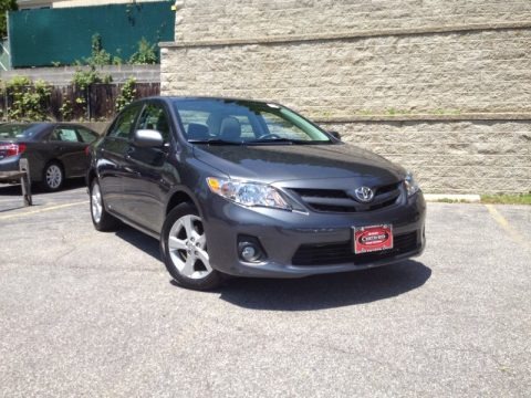 Magnetic Gray Metallic 2011 Toyota Corolla LE Magnetic Gray Metallic 2011 Toyota Corolla LE