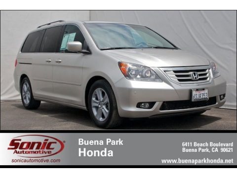 Silver Pearl Metallic 2008 Honda Odyssey Touring Silver Pearl Metallic 2008 Honda Odyssey Touring