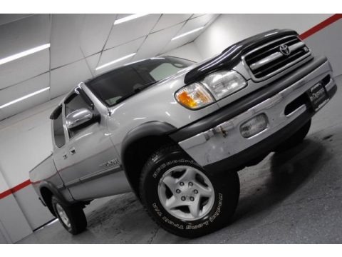 Silver Sky Metallic 2002 Toyota Tundra SR5 TRD Access Cab 4x4