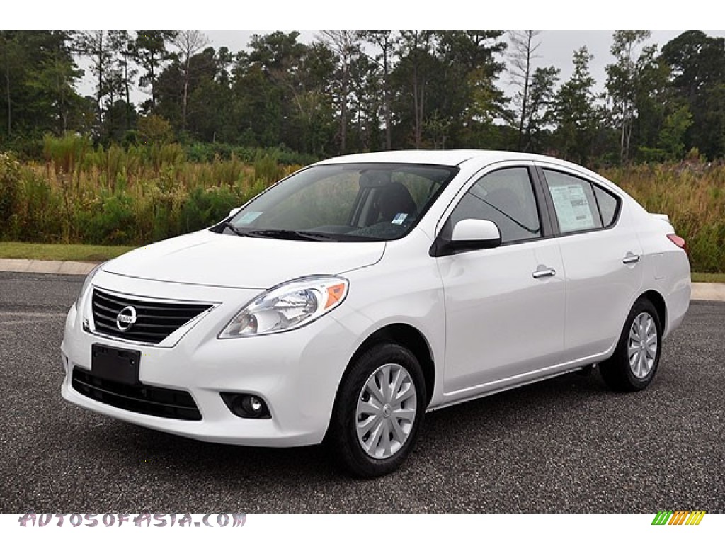 Nissan versa sedan white #2