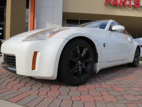 Harper Acura on 2005 Nissan 350z Coupe In Silverstone Metallic   607431   Autos Of