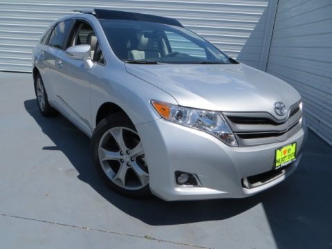 Tustin Acura on Acura On 2013 Toyota Venza Xle In Blizzard White Pearl 055739 Autos Of