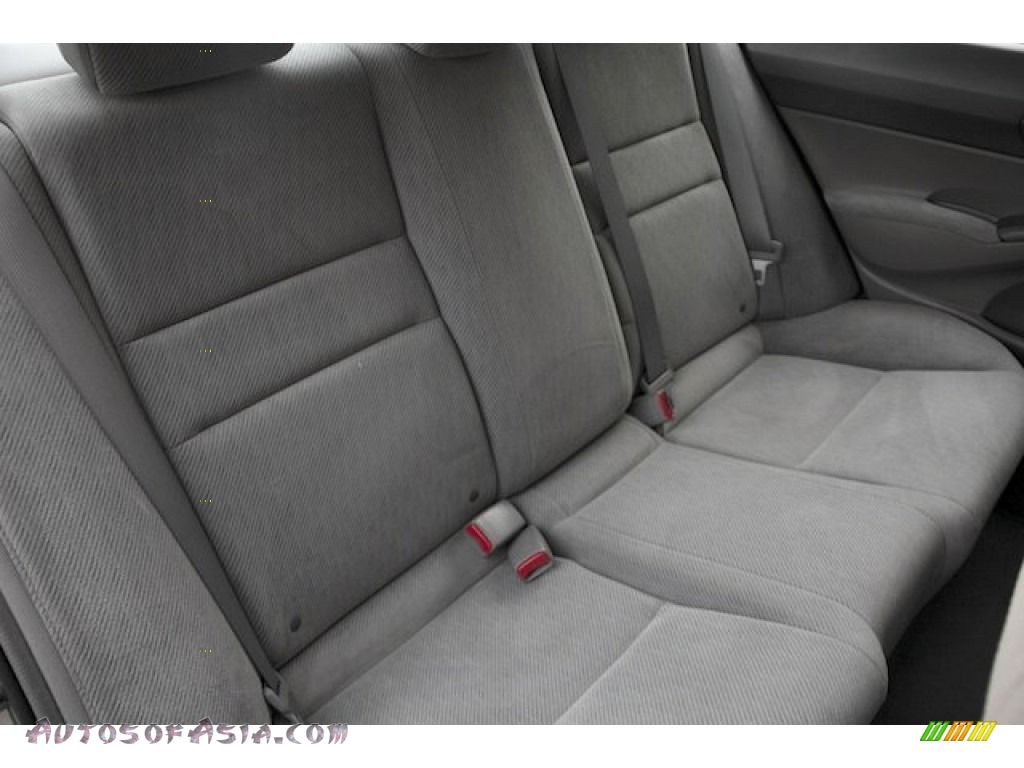 2011 Civic LX Sedan - Polished Metal Metallic / Gray photo #18