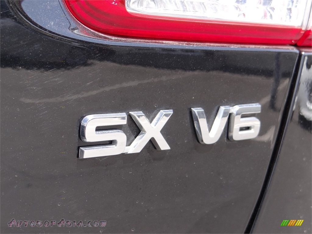 2011 Sorento SX V6 AWD - Ebony Black / Black photo #9