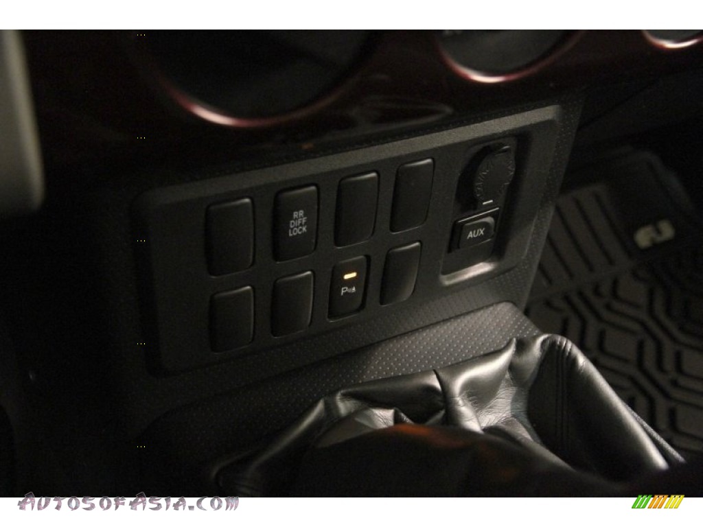 2007 FJ Cruiser 4WD - Black Cherry Pearl / Dark Charcoal photo #9