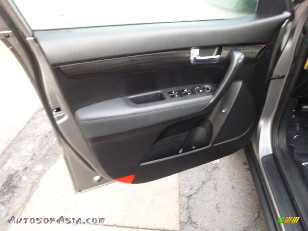 2012 Sorento LX V6 AWD - Titanium Silver / Black photo #11
