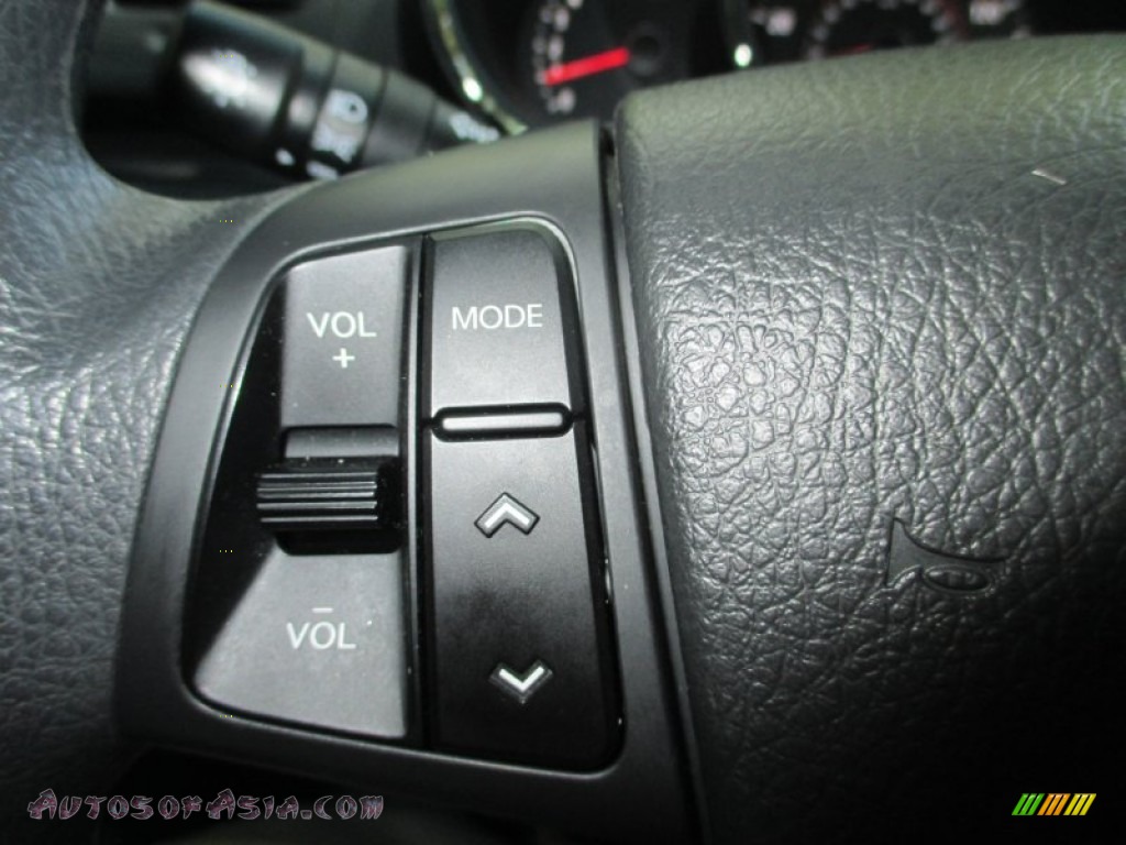 2013 Sorento LX V6 AWD - Ebony Black / Black photo #20
